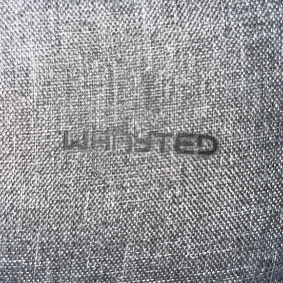 Earbuds Case - Picture 6 of 7